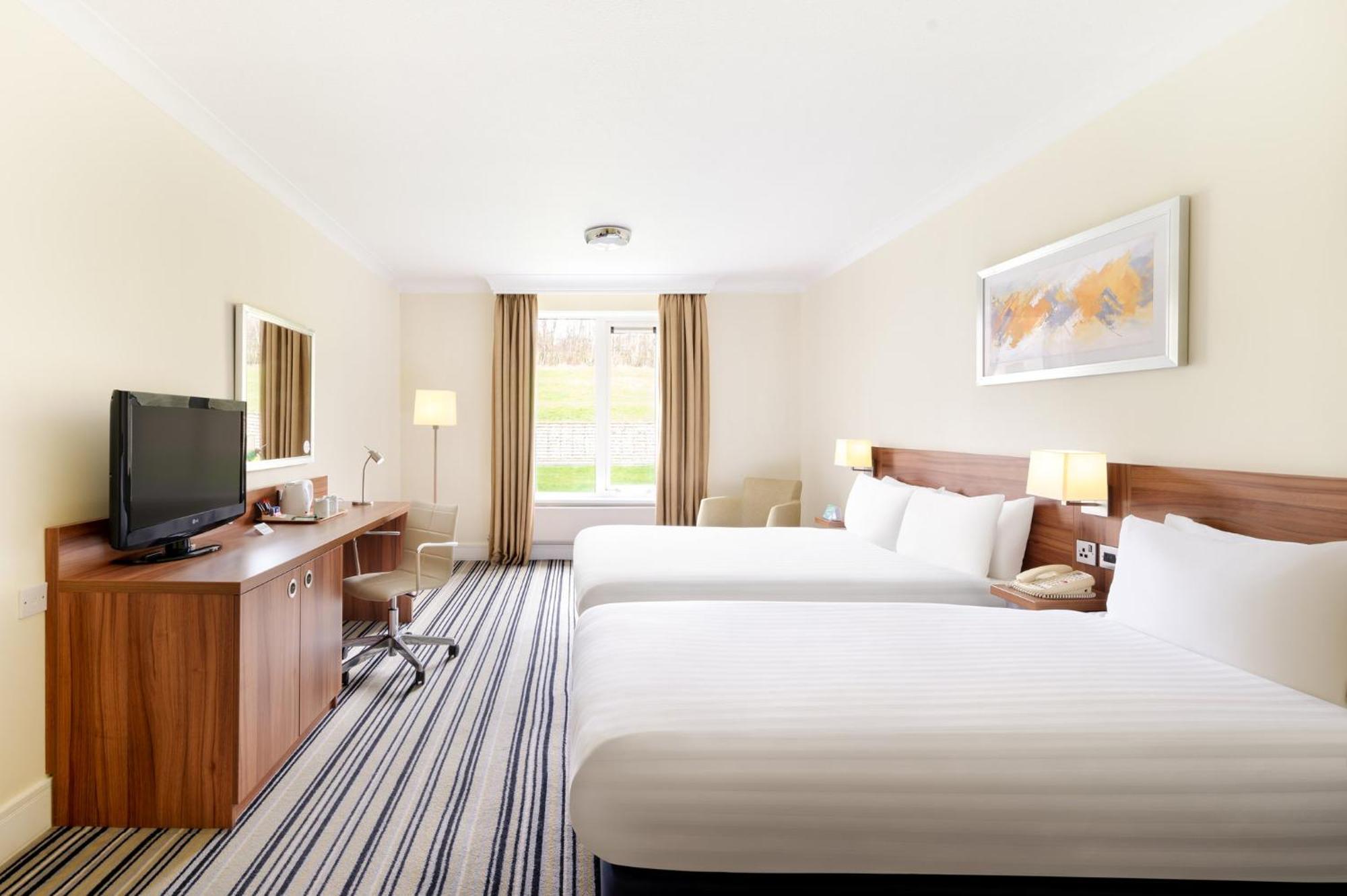 Holiday Inn Leeds Brighouse By Ihg Exterior foto