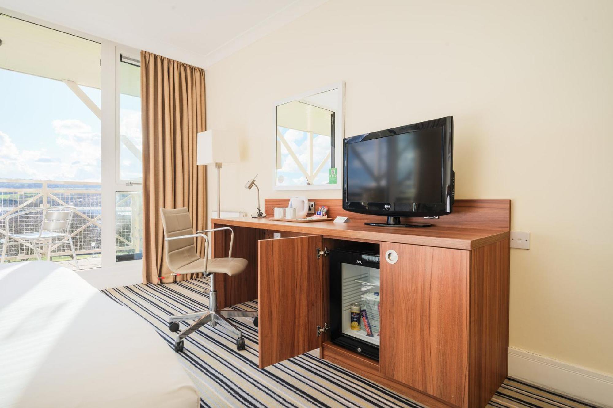 Holiday Inn Leeds Brighouse By Ihg Exterior foto